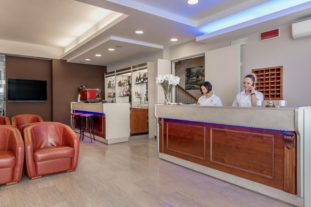 Hotel Sole Mio Rimini Extérieur photo