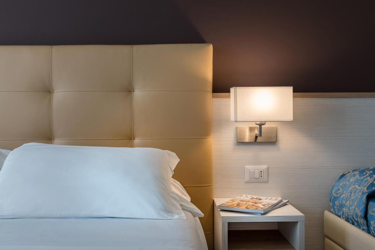 Hotel Sole Mio Rimini Extérieur photo
