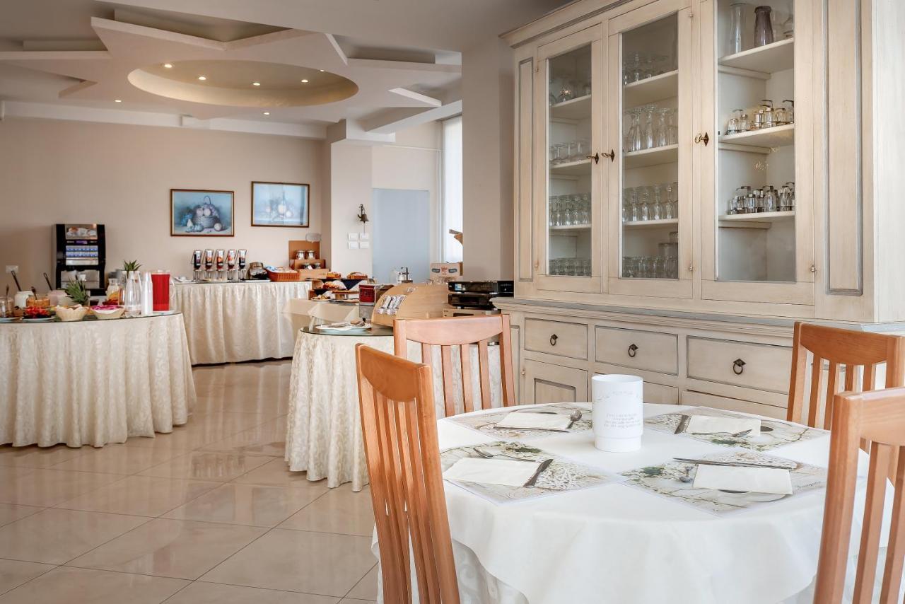 Hotel Sole Mio Rimini Extérieur photo